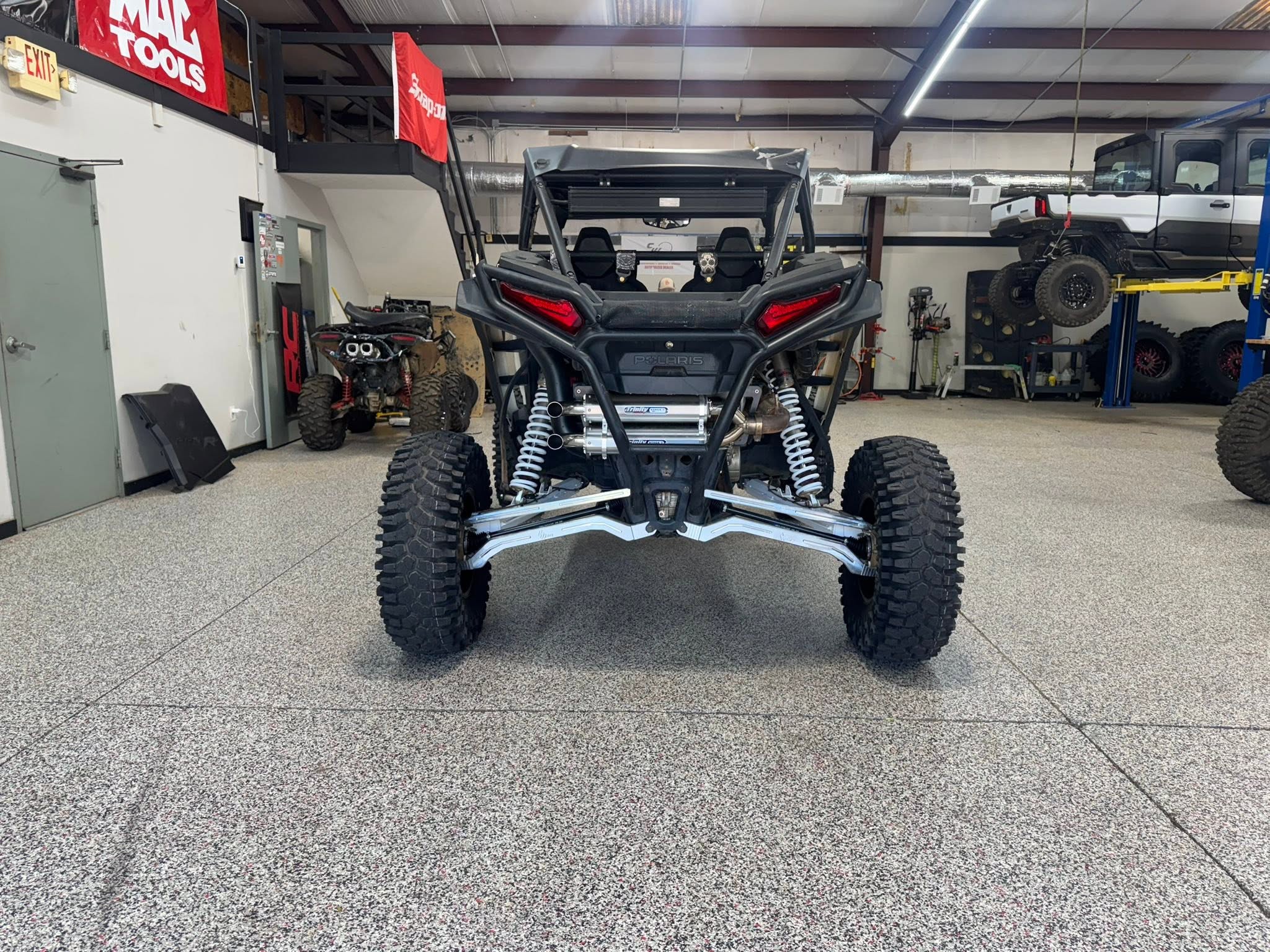 Polaris RZR XP 1000 2 Seater Dual Rate Spring Kit (2024+)(Universal Shock Fitment)